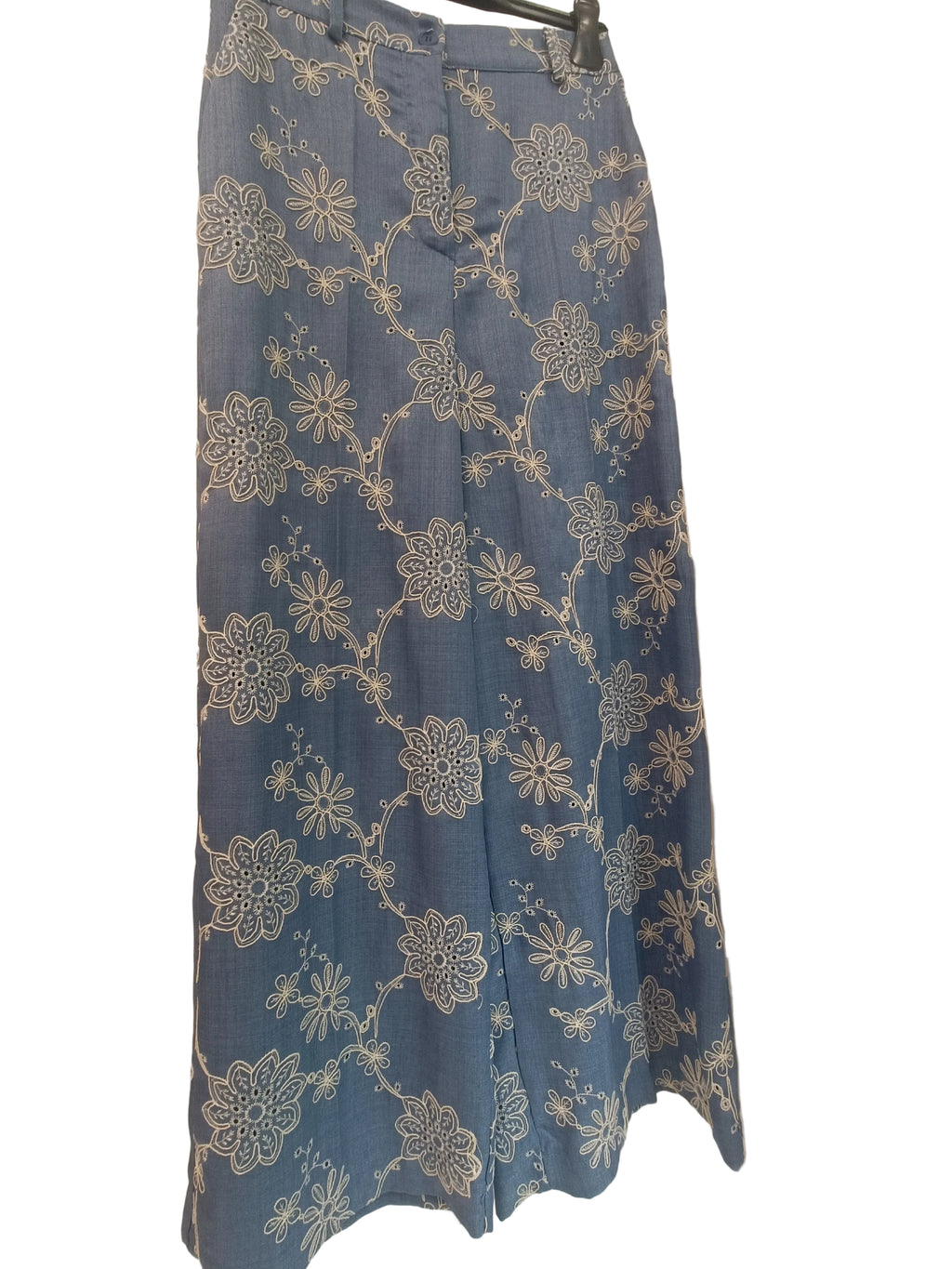 Pantalone ricamato