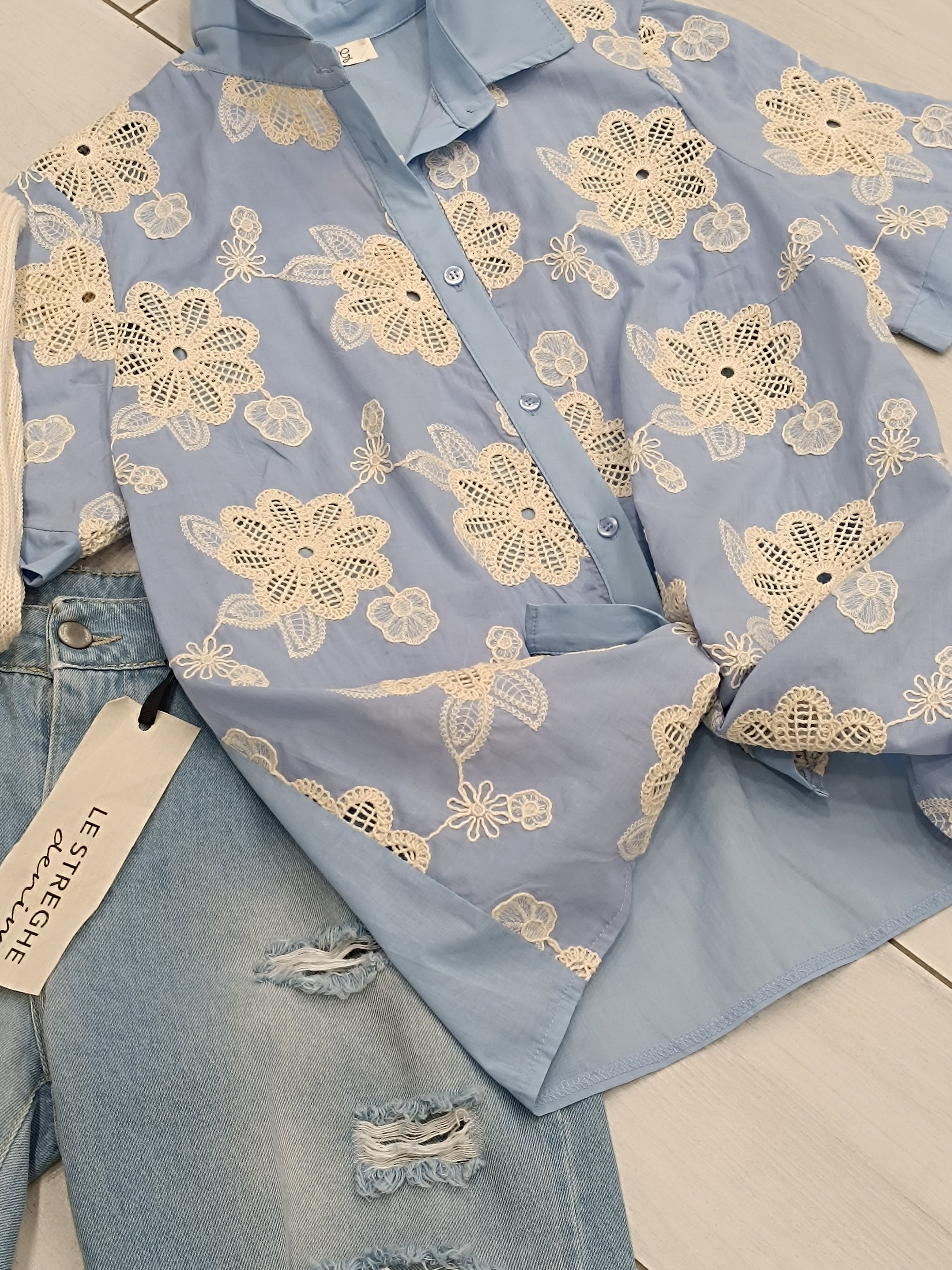 Camicia ricamo