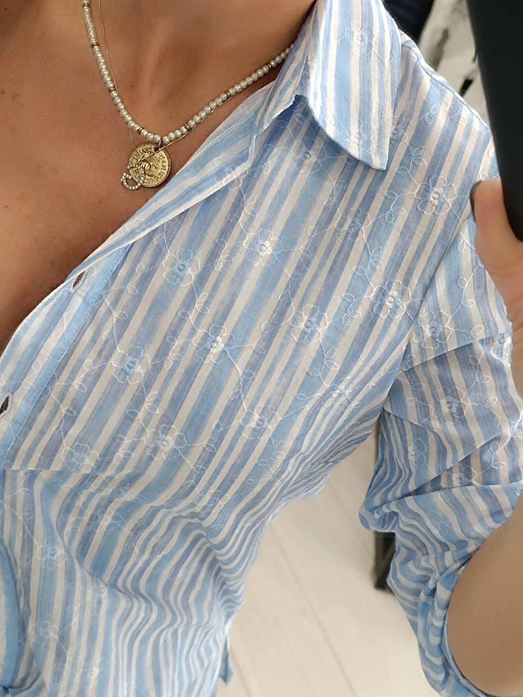 Camicia ricamo